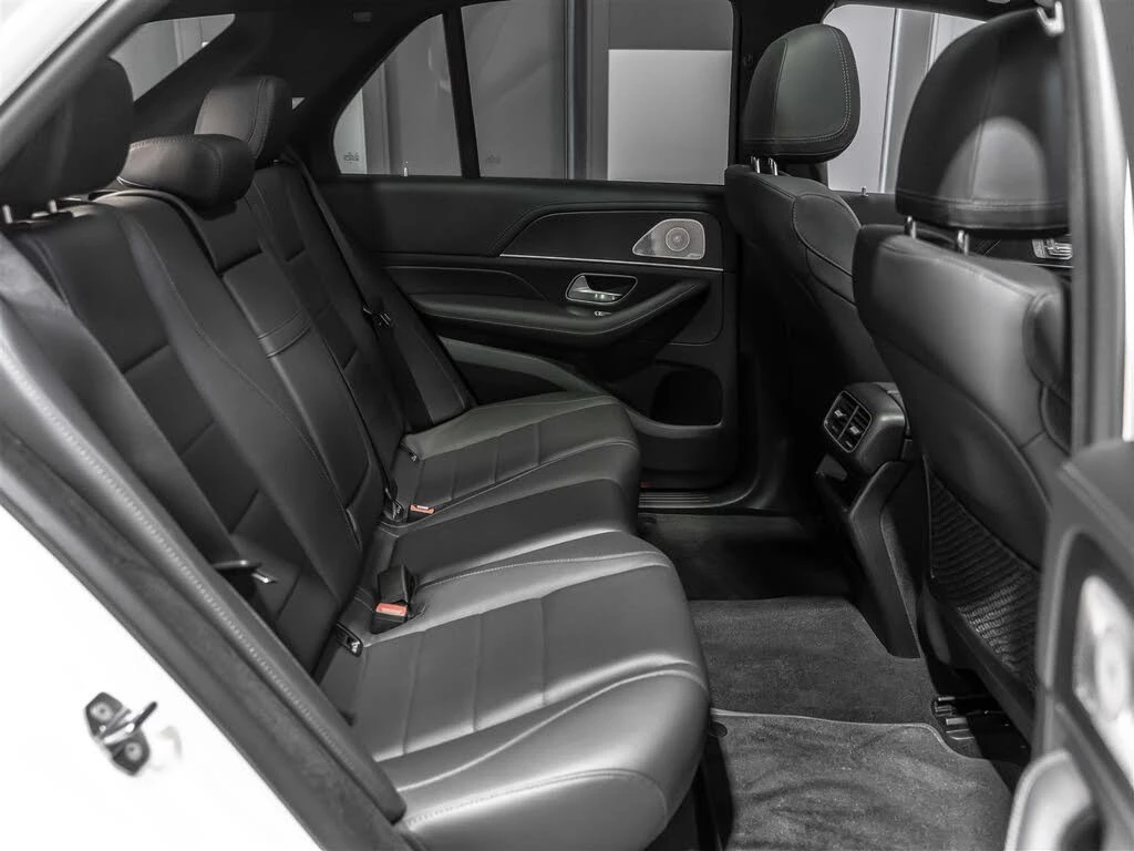 Mercedes-Benz GLE 350 4MATIC AMG PKG| DISTRONIC| BURMESTER| ОБДУХ| 360| , снимка 11 - Автомобили и джипове - 56138872