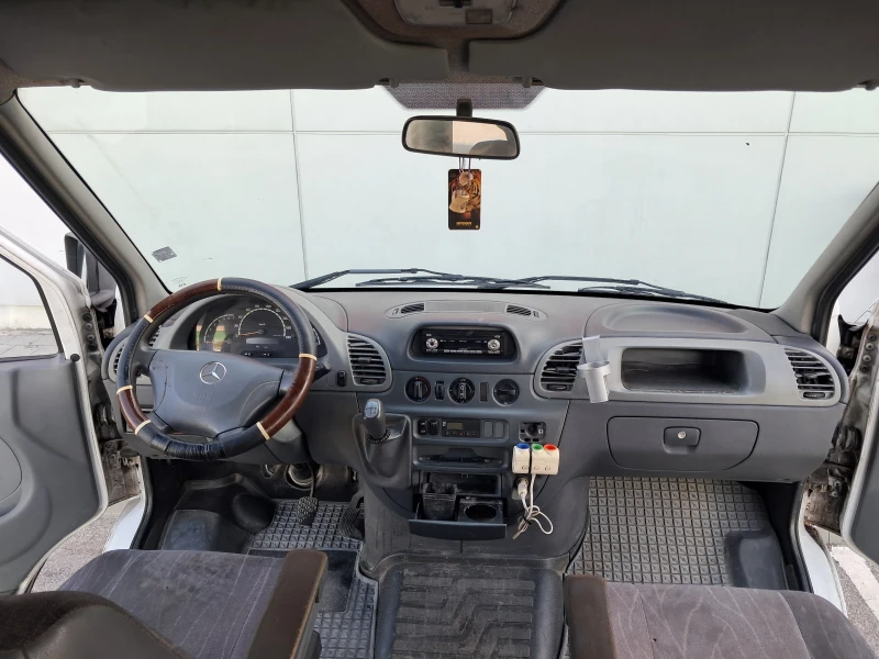 Mercedes-Benz Sprinter 213