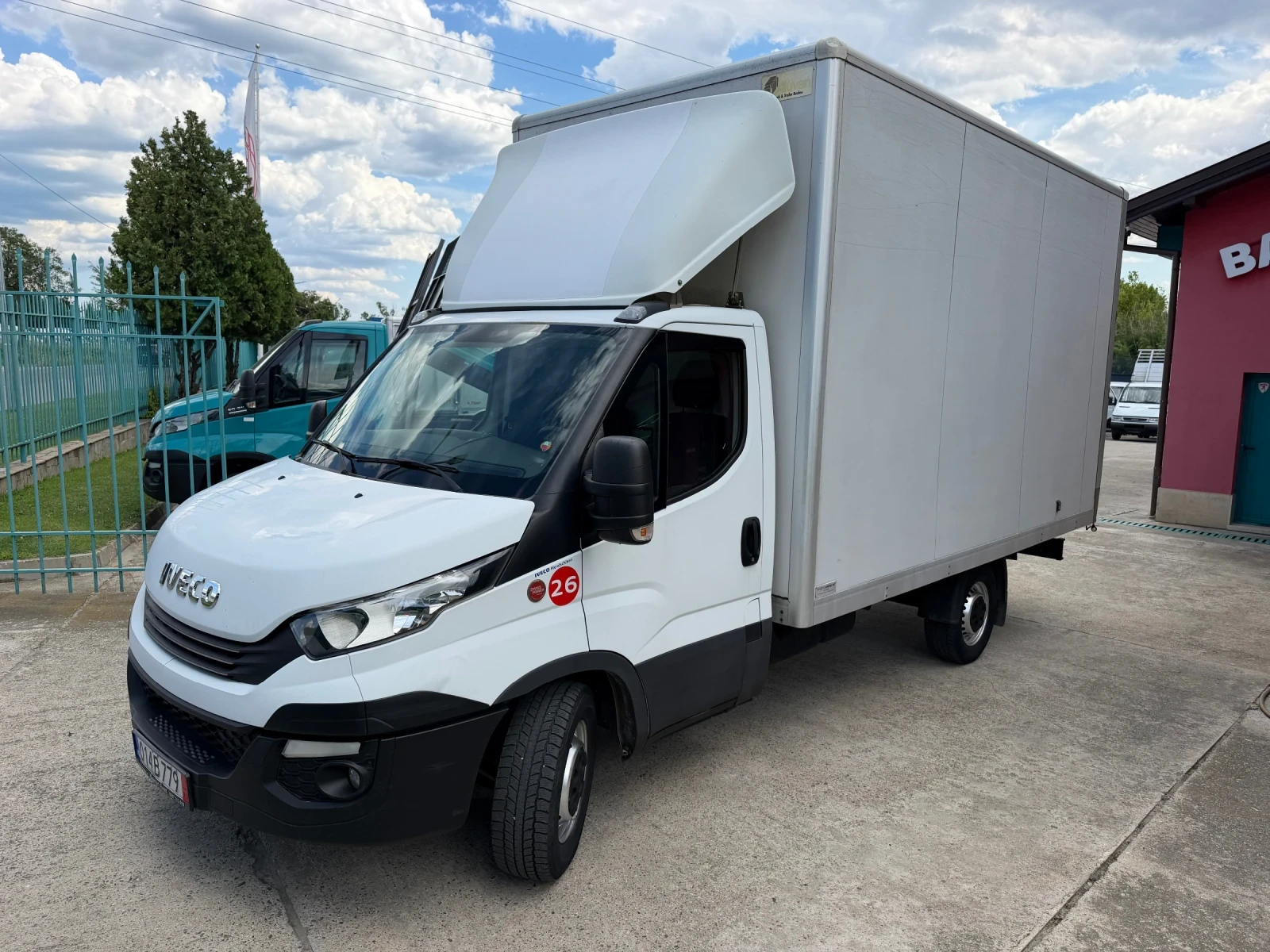 Iveco Daily 35S16* Климатроник* 4.20 метра фургон, снимка 3 - Бусове и автобуси - 55207272