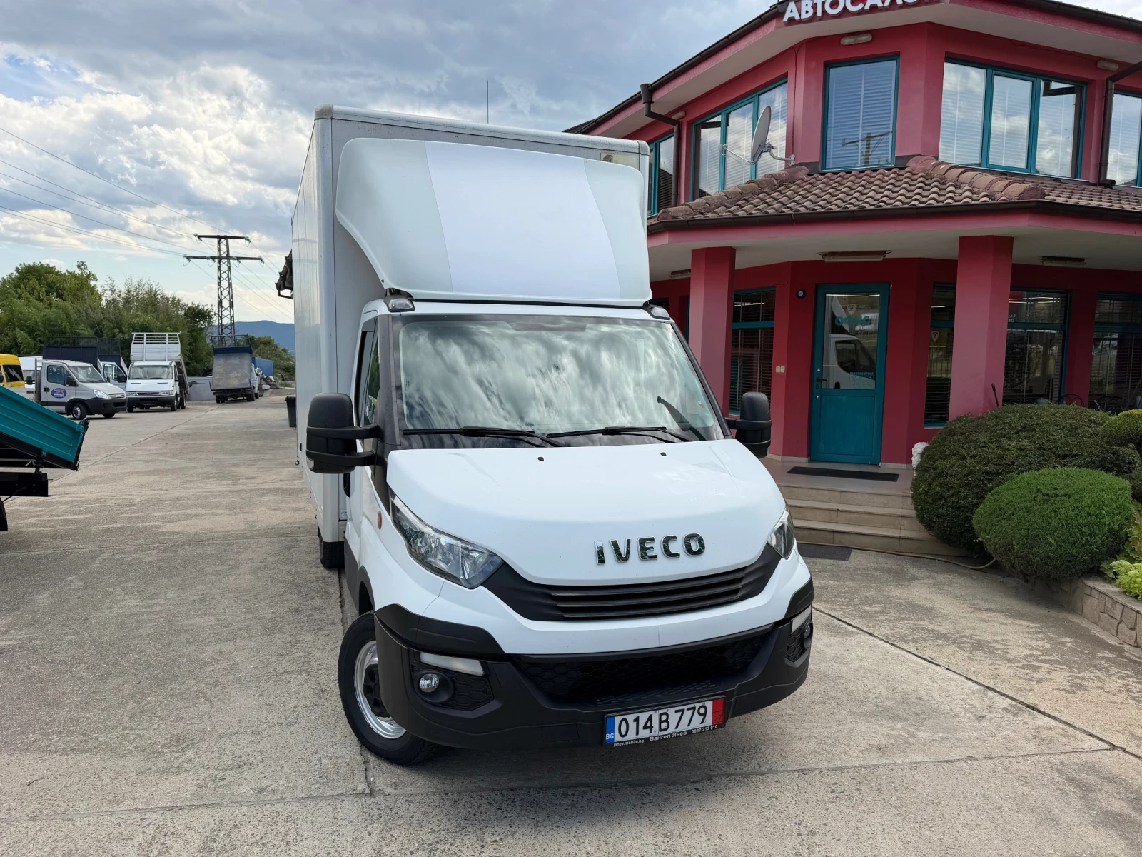 Iveco Daily 35S16* Климатроник* 4.20 метра фургон, снимка 2 - Бусове и автобуси - 55207272