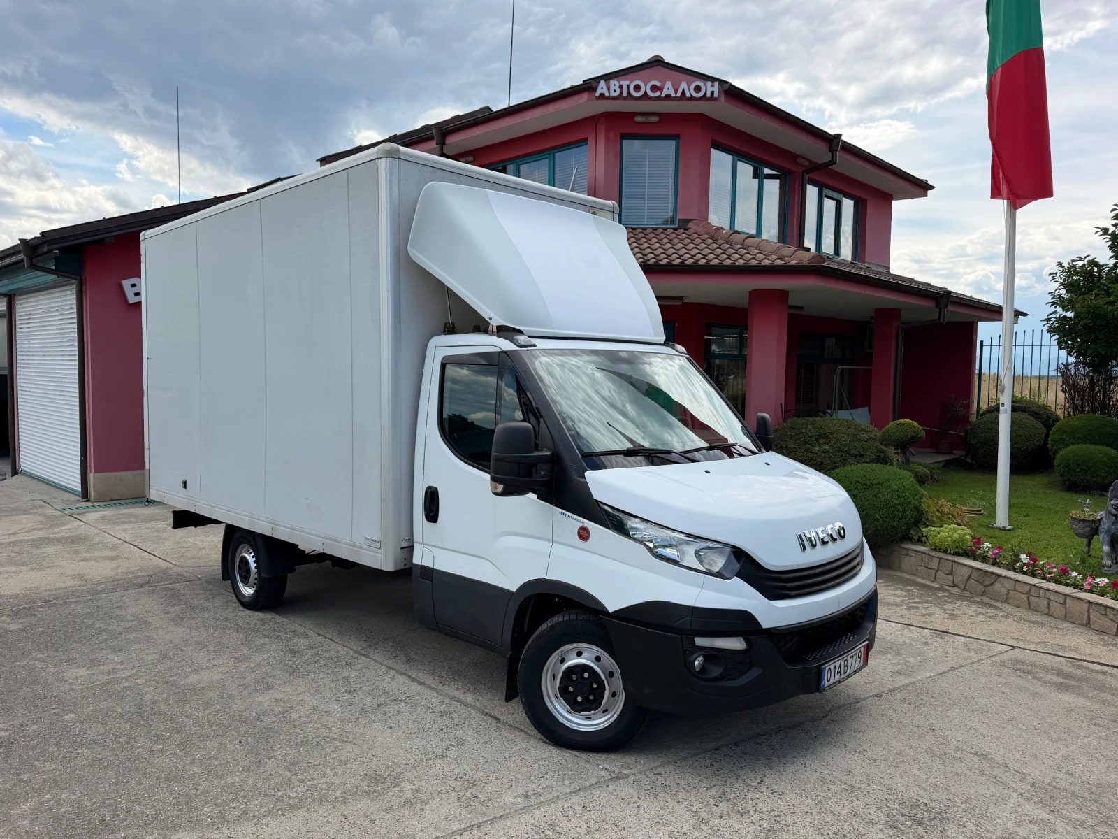 Iveco Daily 35S16* Климатроник* 4.20 метра фургон, снимка 12 - Бусове и автобуси - 55207272