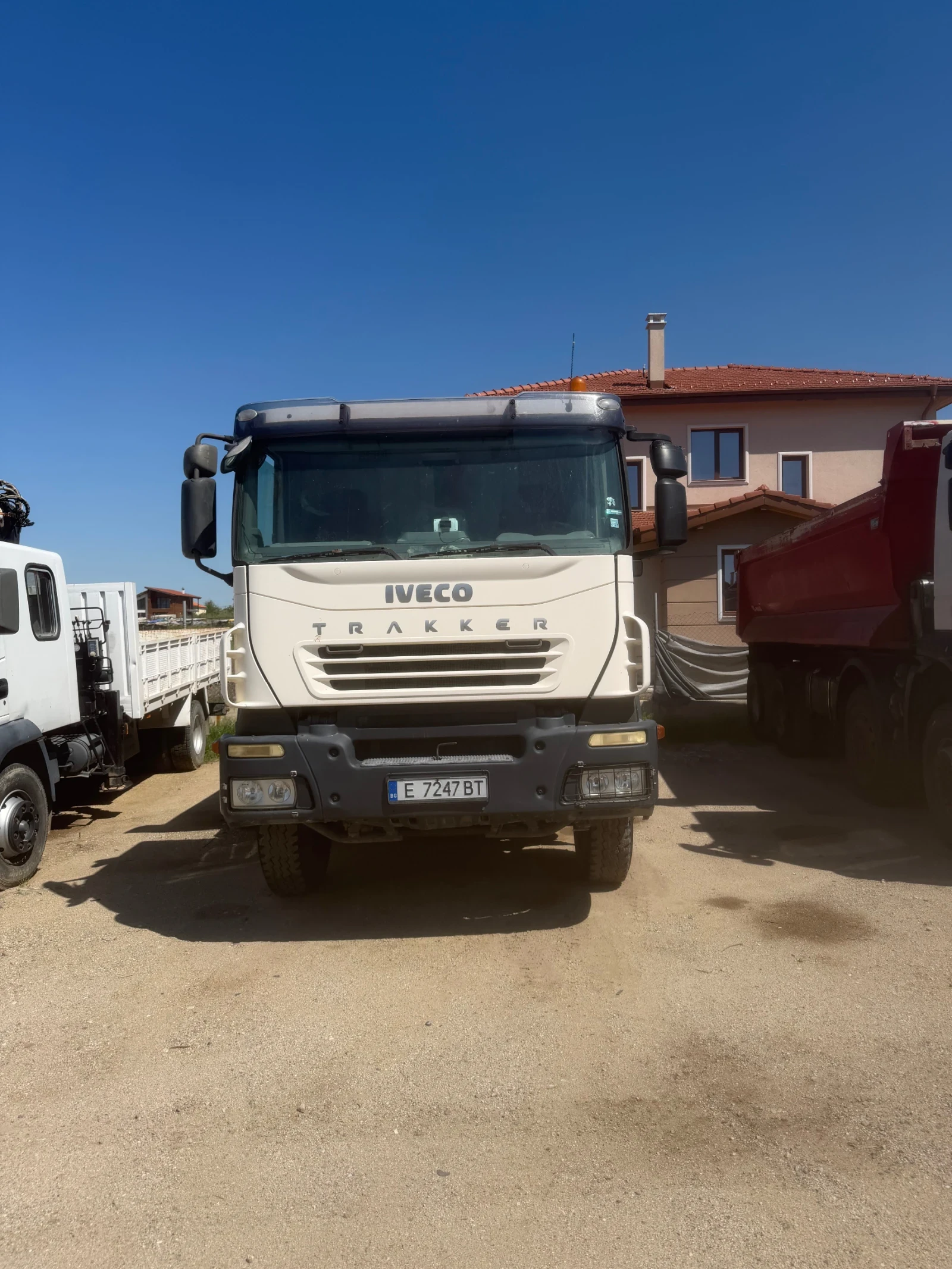 Iveco Trakker 410 2бр, снимка 3 - Камиони - 54416852