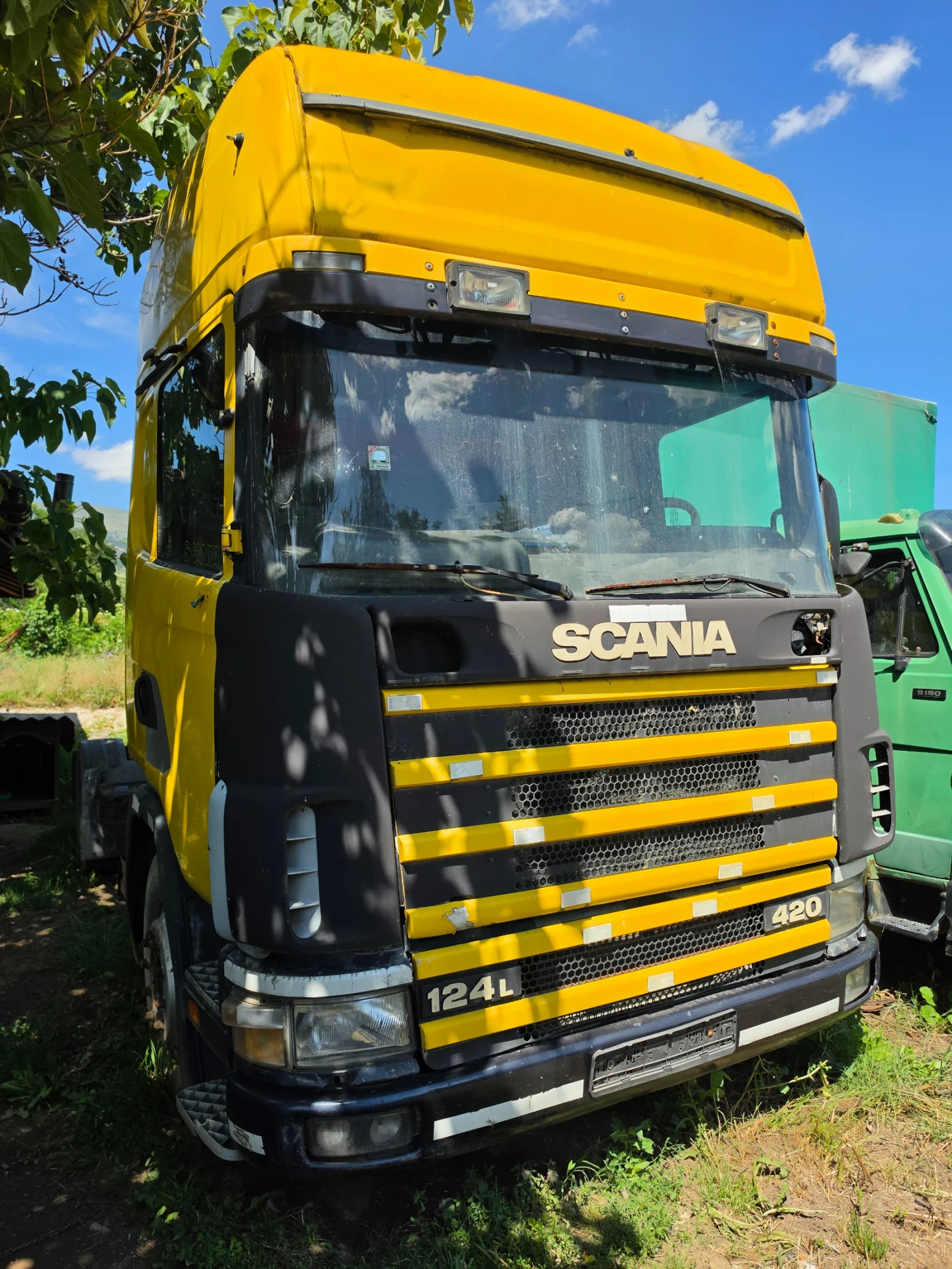 Scania 124 L