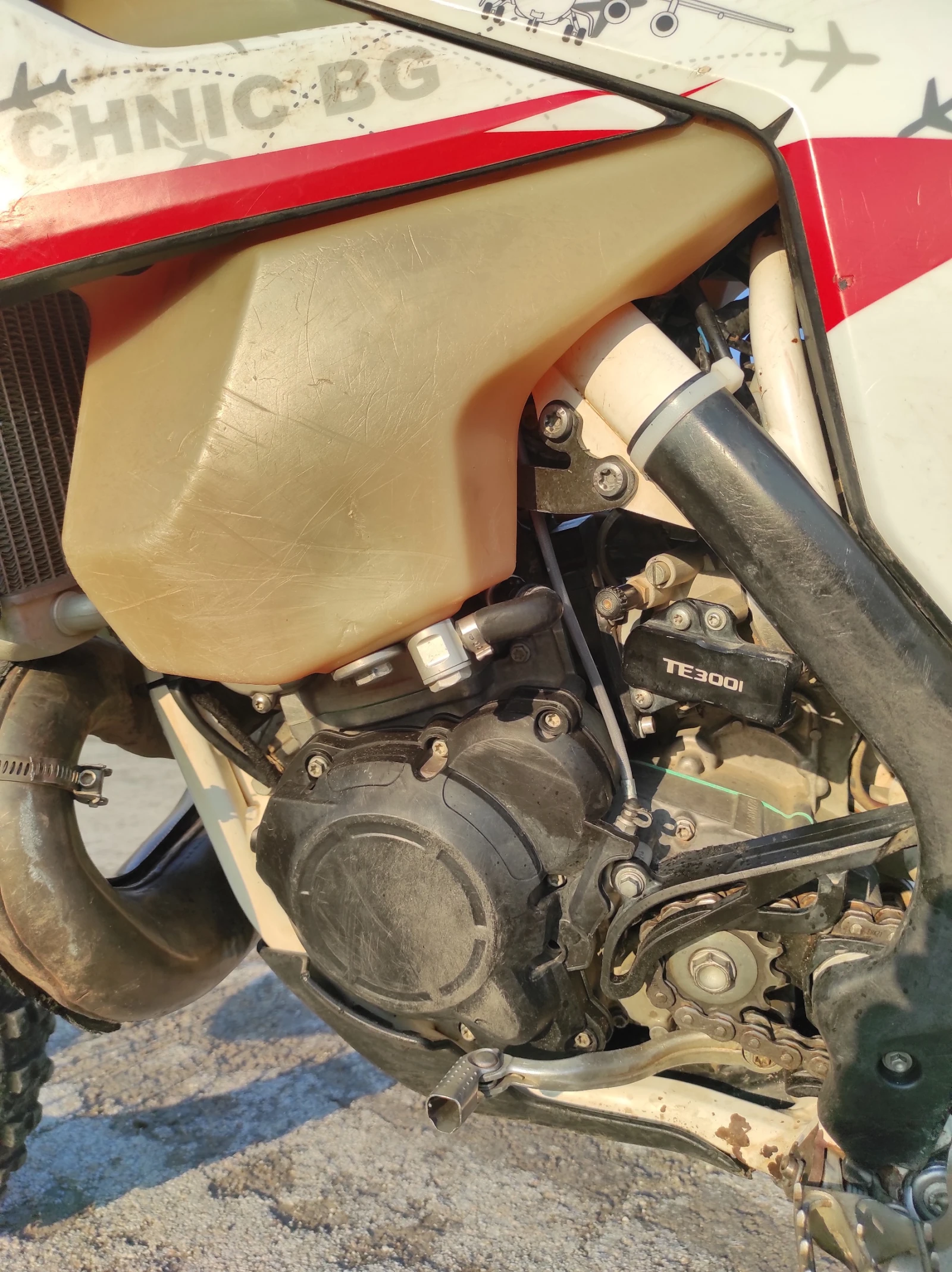 Husqvarna TE 300i  - изображение 7