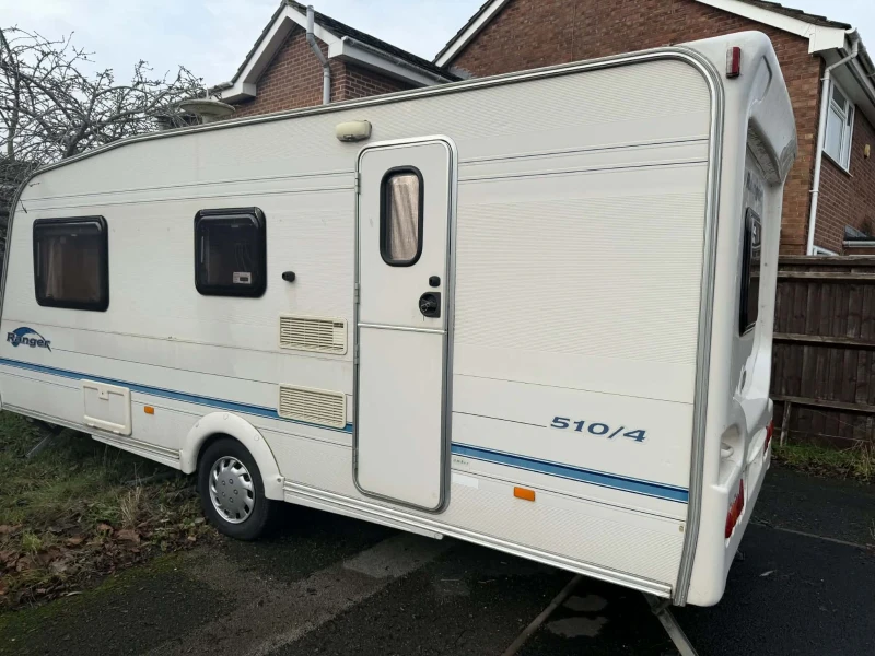 Каравана Bailey, снимка 3 - Каравани и кемпери - 52891475