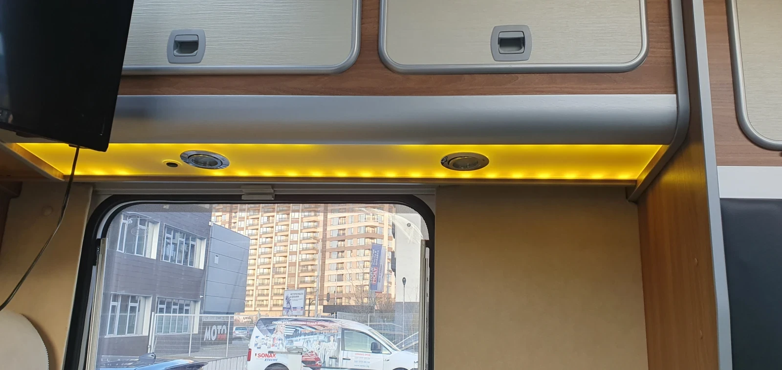 Кемпер Westfalia, снимка 16 - Каравани и кемпери - 54704102