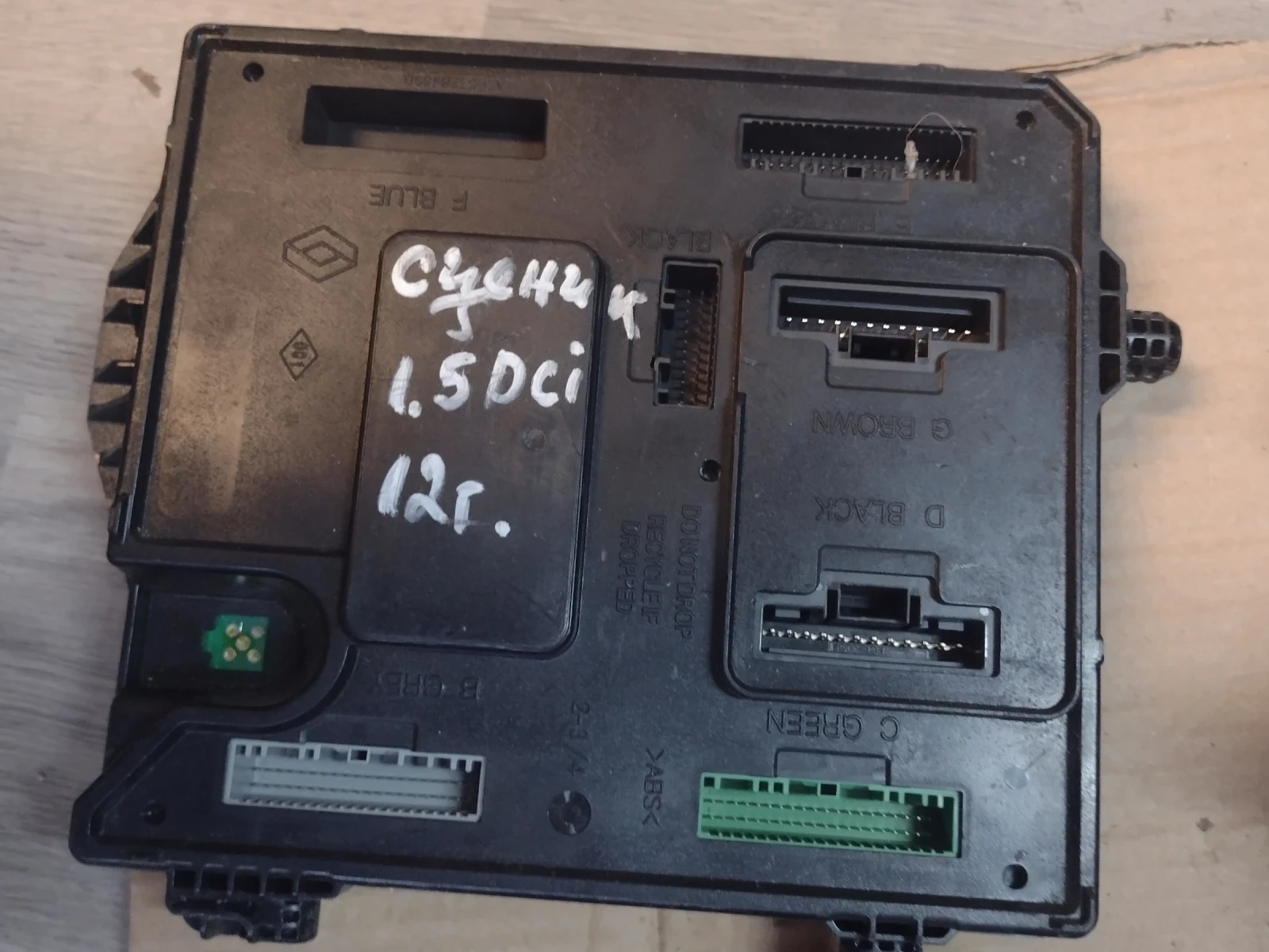 284B17288R  BSM95     RENAULT SCENIC 1.5 DCI  2012.    | Mobile.bg   3