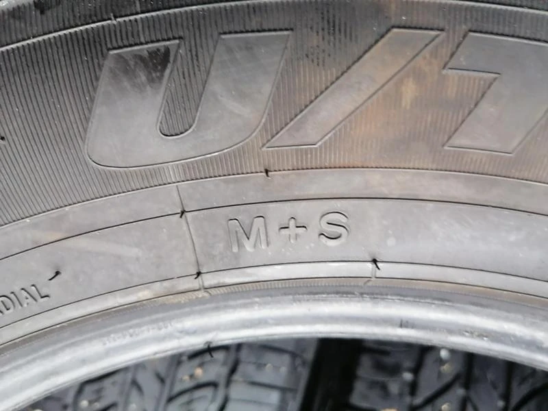 Гуми Всесезонни 235/60R17, снимка 7 - Гуми и джанти - 31789176