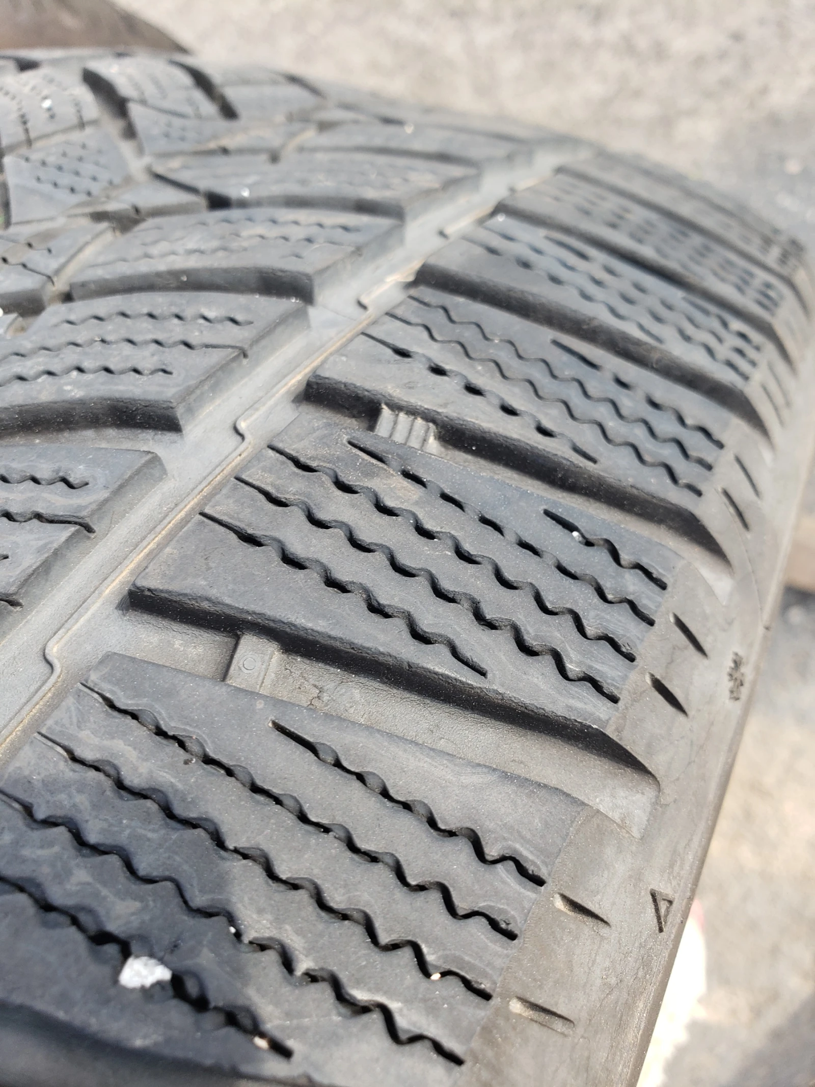  235/55R17 | Mobile.bg   5