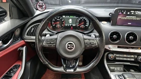 Kia Stinger 3.3Т GT * ОБДУХ* AWD* 360* HUD* PANO* АВТОРЕДИТ, снимка 13