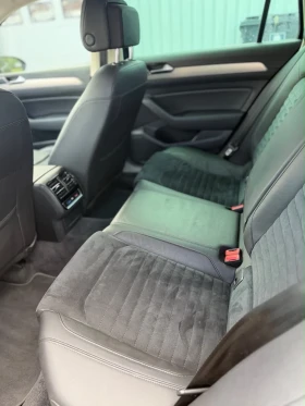 VW Passat 2.0Tdi Highline DSG/DriveAssist/Масаж/Agro/Камера, снимка 5