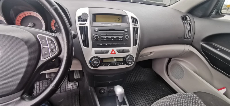 Kia Ceed, снимка 9 - Автомобили и джипове - 47404998