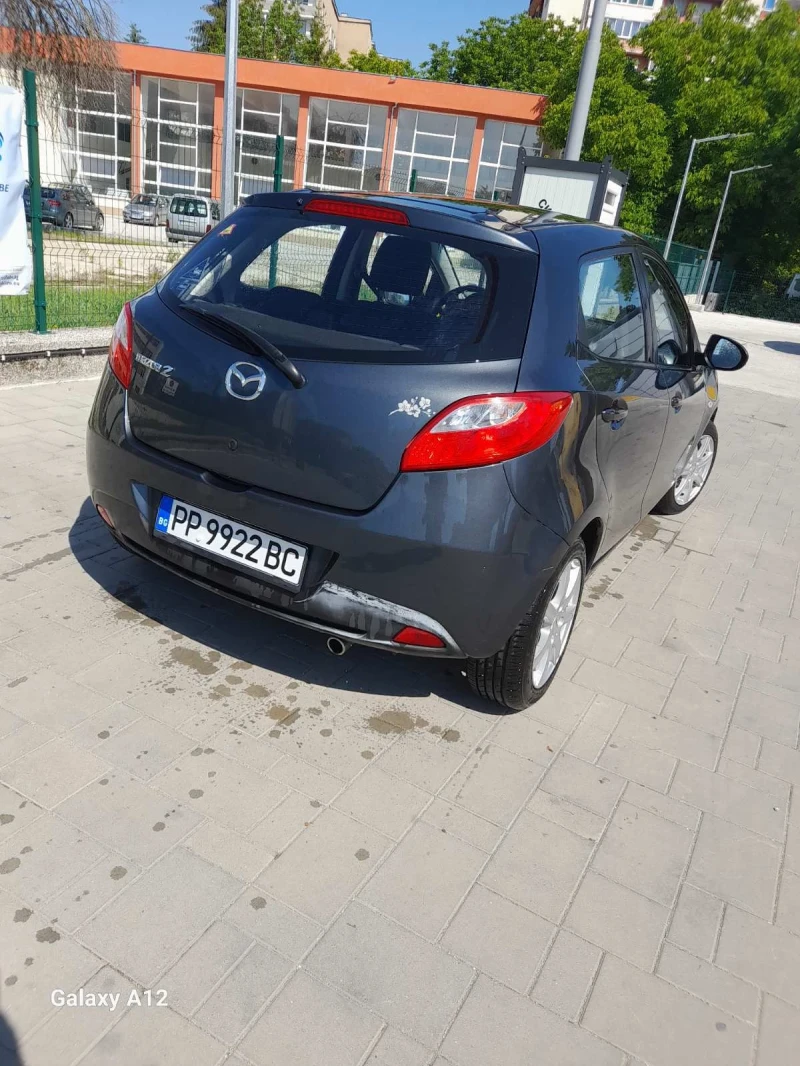 Mazda 2, снимка 3 - Автомобили и джипове - 47808879