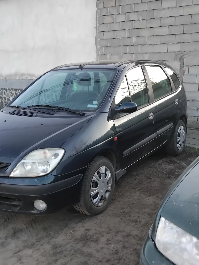 Renault Scenic, снимка 3 - Автомобили и джипове - 48732610