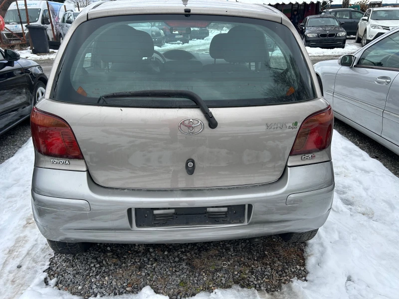 Toyota Yaris 1.4, снимка 5 - Автомобили и джипове - 48766045