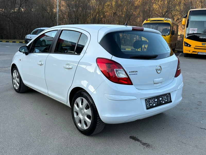 Opel Corsa Газ/БЕНЗИН Много Запазен!, снимка 3 - Автомобили и джипове - 49407462