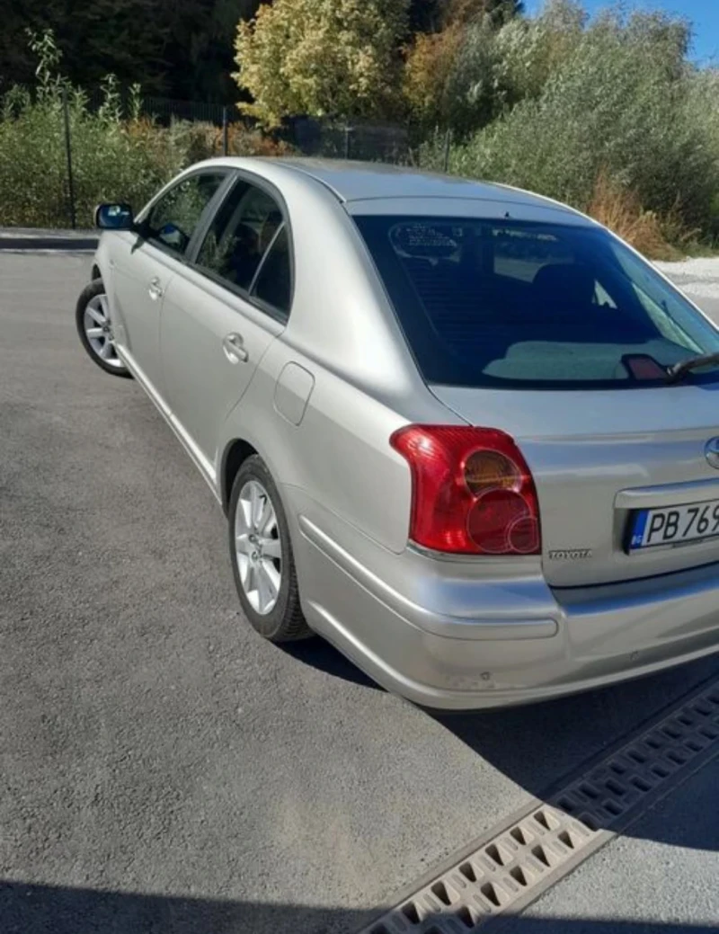 Toyota Avensis 2.0 D4D, снимка 4 - Автомобили и джипове - 49527340