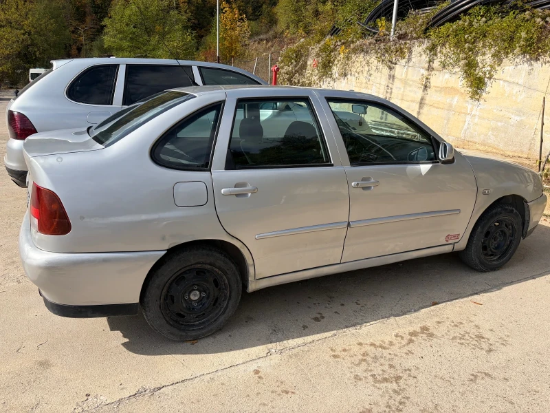VW Polo, снимка 4 - Автомобили и джипове - 52514745
