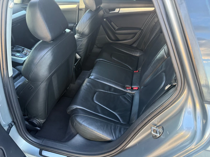 Audi A4 2.0TDI 143 ks S LINE СОБСТВЕН ЛИЗИНГ , снимка 13 - Автомобили и джипове - 52158714