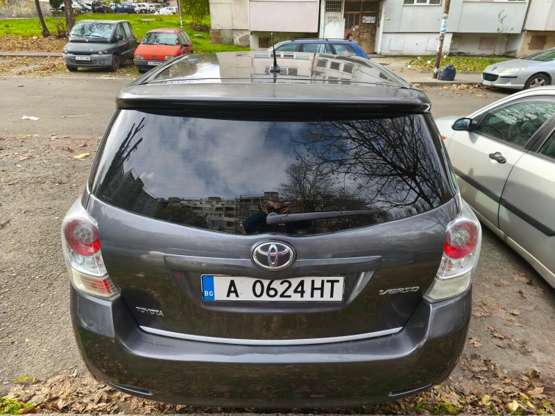 Toyota Verso, снимка 4 - Автомобили и джипове - 52561711