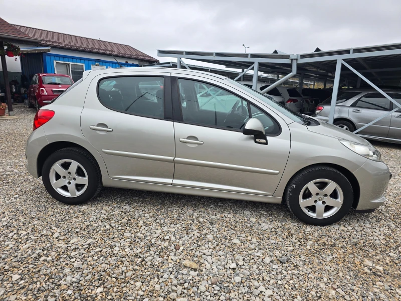Peugeot 207 1.4 БЕНЗИН ! ! РЕАЛНИ КИЛОМЕТРИ, снимка 6 - Автомобили и джипове - 52599742