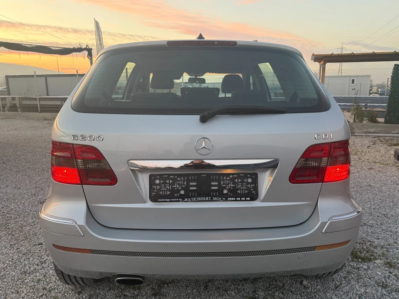 Mercedes-Benz B 200 CDI ОТЛИЧНО СЪСТОЯНИЕ , снимка 5 - Автомобили и джипове - 52838862