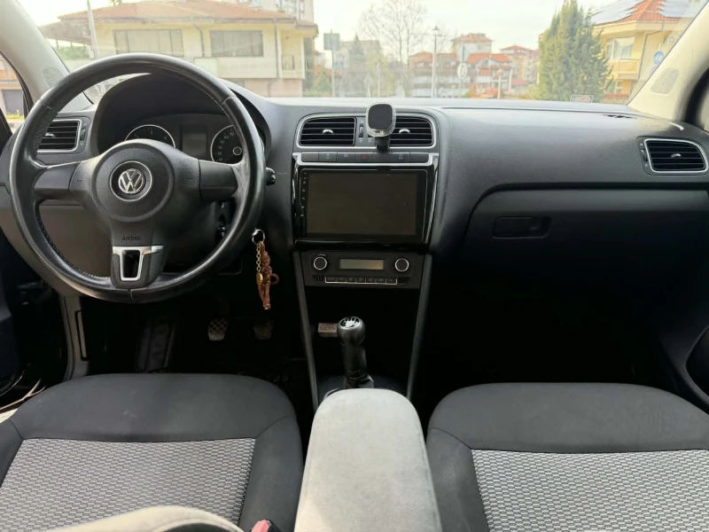 VW Polo, снимка 9 - Автомобили и джипове - 52869201