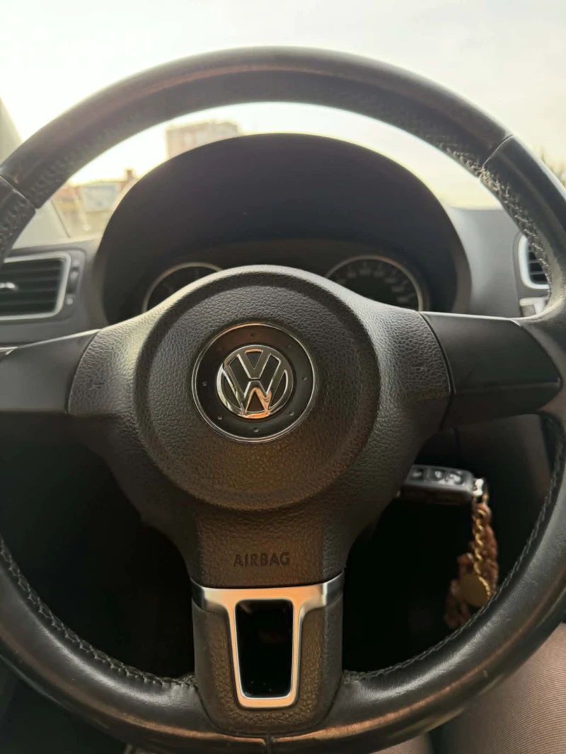 VW Polo, снимка 10 - Автомобили и джипове - 52869201
