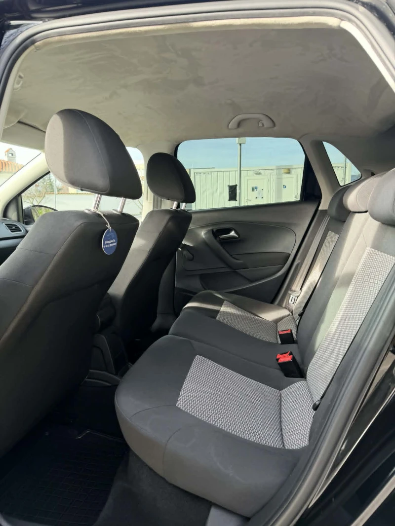 VW Polo, снимка 4 - Автомобили и джипове - 52869201
