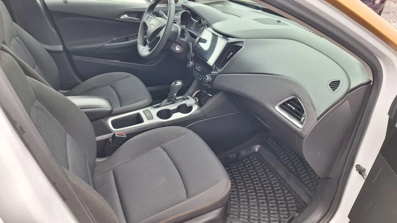 Chevrolet Cruze 1.4 TURBO , снимка 12 - Автомобили и джипове - 53039599