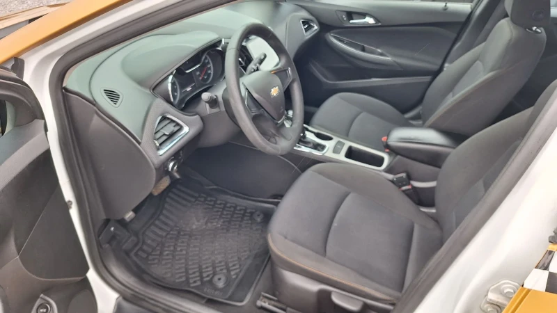 Chevrolet Cruze 1.4 TURBO , снимка 9 - Автомобили и джипове - 53039599