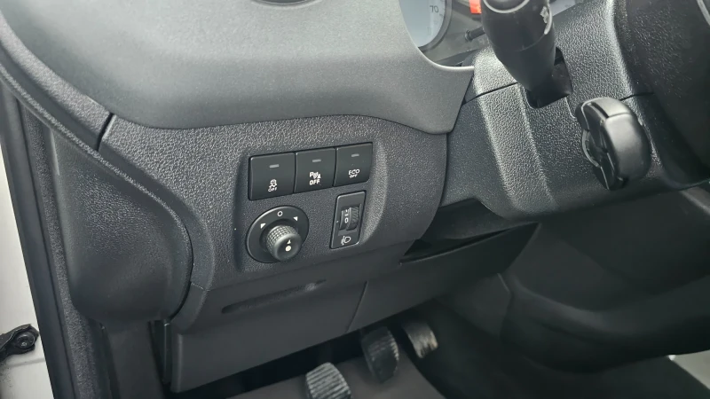 Citroen Berlingo 1, 6 Blue-HDI 99ps/Euro6, снимка 14 - Автомобили и джипове - 53456289