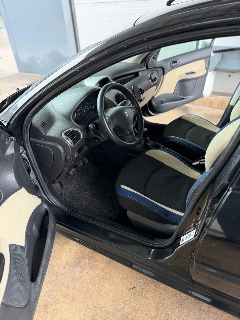 Peugeot 206 1.4 HDI, снимка 12 - Автомобили и джипове - 53486802