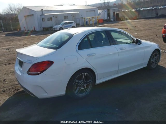 Mercedes-Benz C 300 * AMG PACKET * * 4MATIC * * HeadUp * (CARFAX), снимка 8 - Автомобили и джипове - 49393255