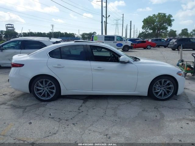 Alfa Romeo Giulia RWD CARFAX АВТО КРЕДИТ  - изображение 7