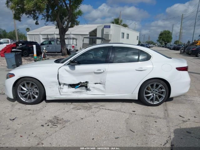 Alfa Romeo Giulia RWD CARFAX АВТО КРЕДИТ  - изображение 5