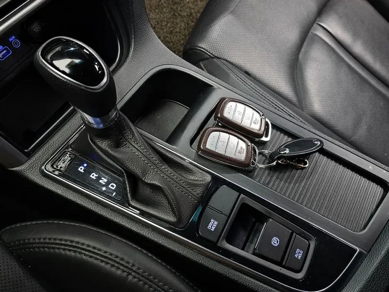 Hyundai Sonata 2.0 Style Special - изображение 9