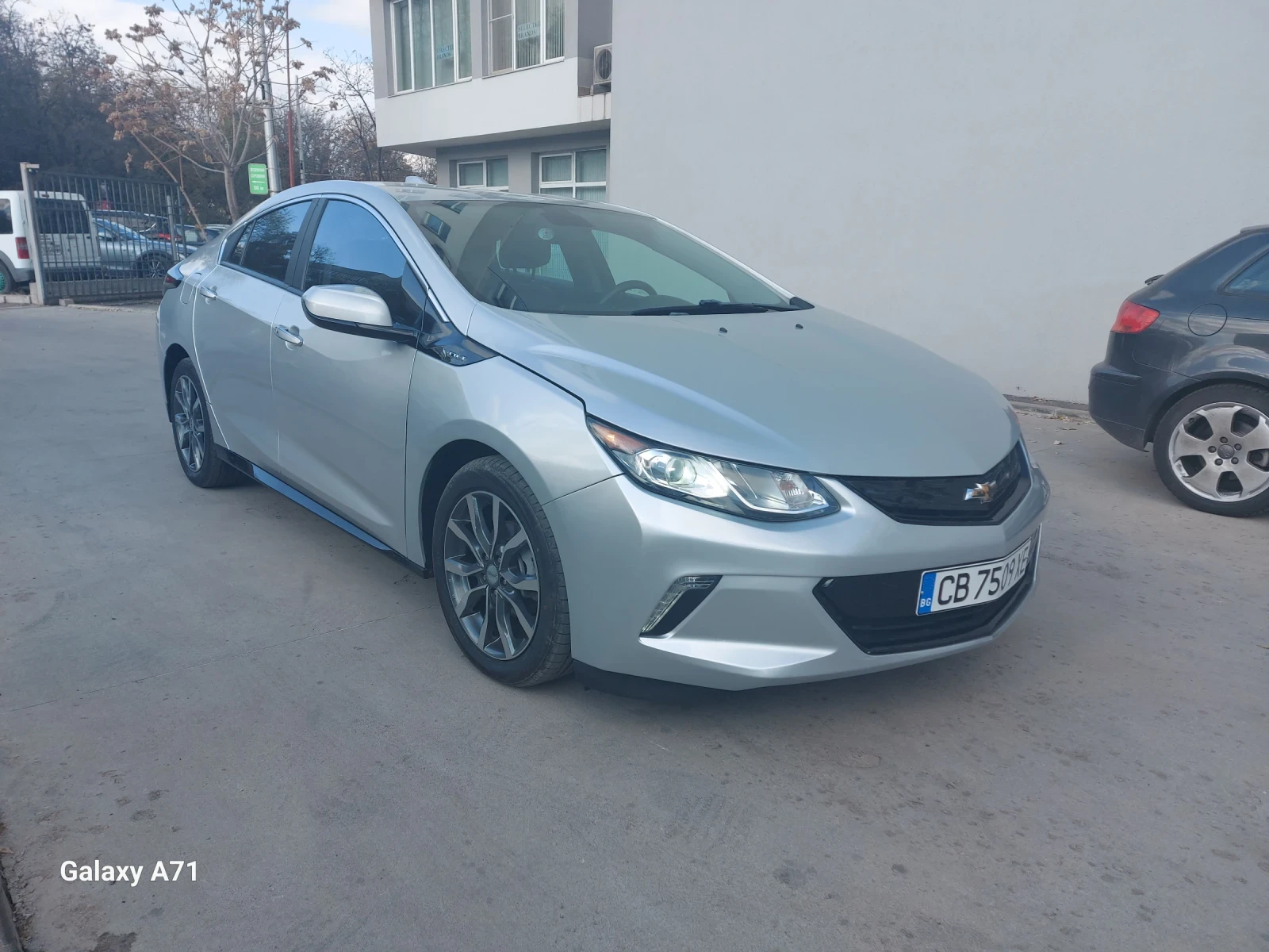 Chevrolet Volt 1.5 plug-in hybrid - изображение 2