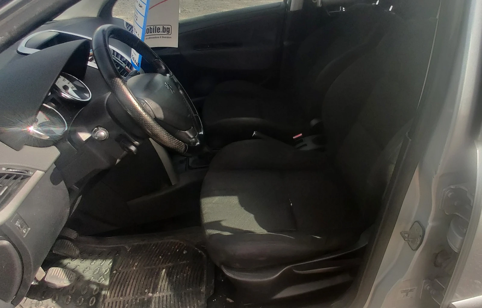 Peugeot 207 HDi-90кс-НАПЪЛНО ОБСЛУЖЕНА - изображение 8
