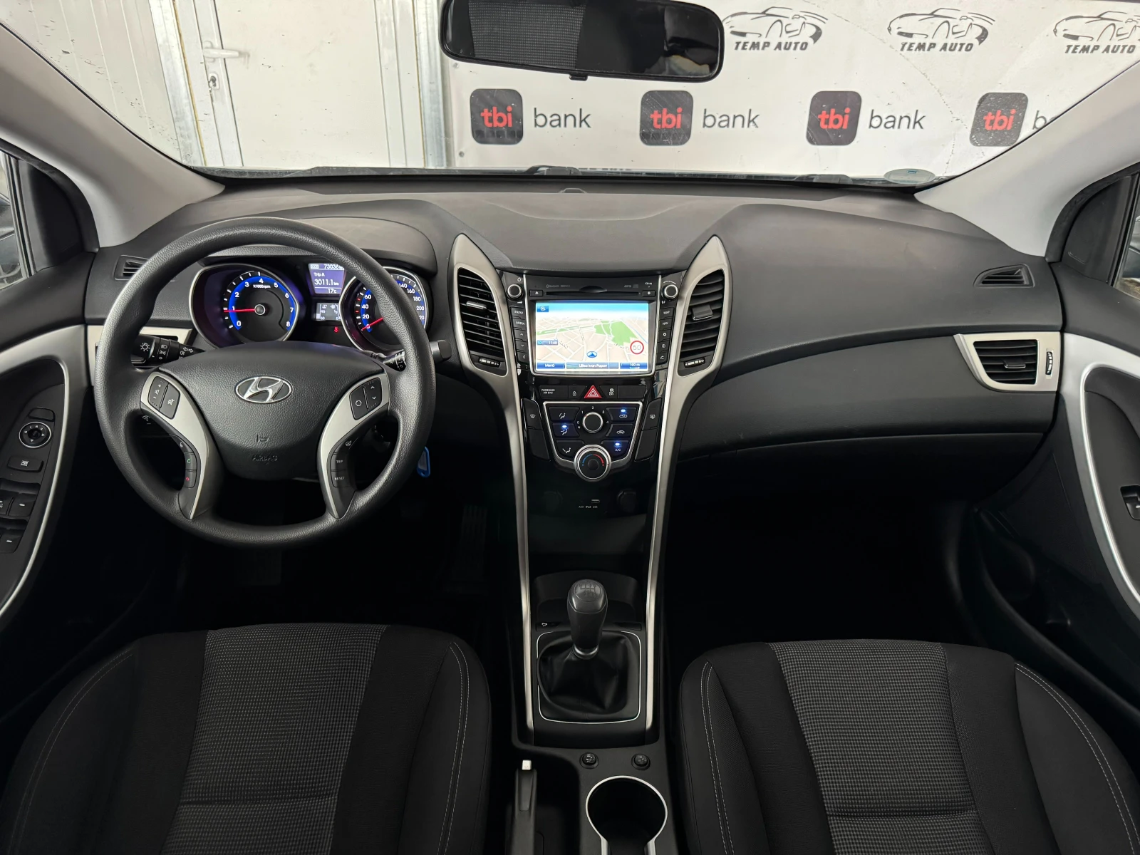 Hyundai I30 1.4i* 73.000КМ* С ПЪЛНА ИСТОРИЯ В ХЮНДАЙ - изображение 9