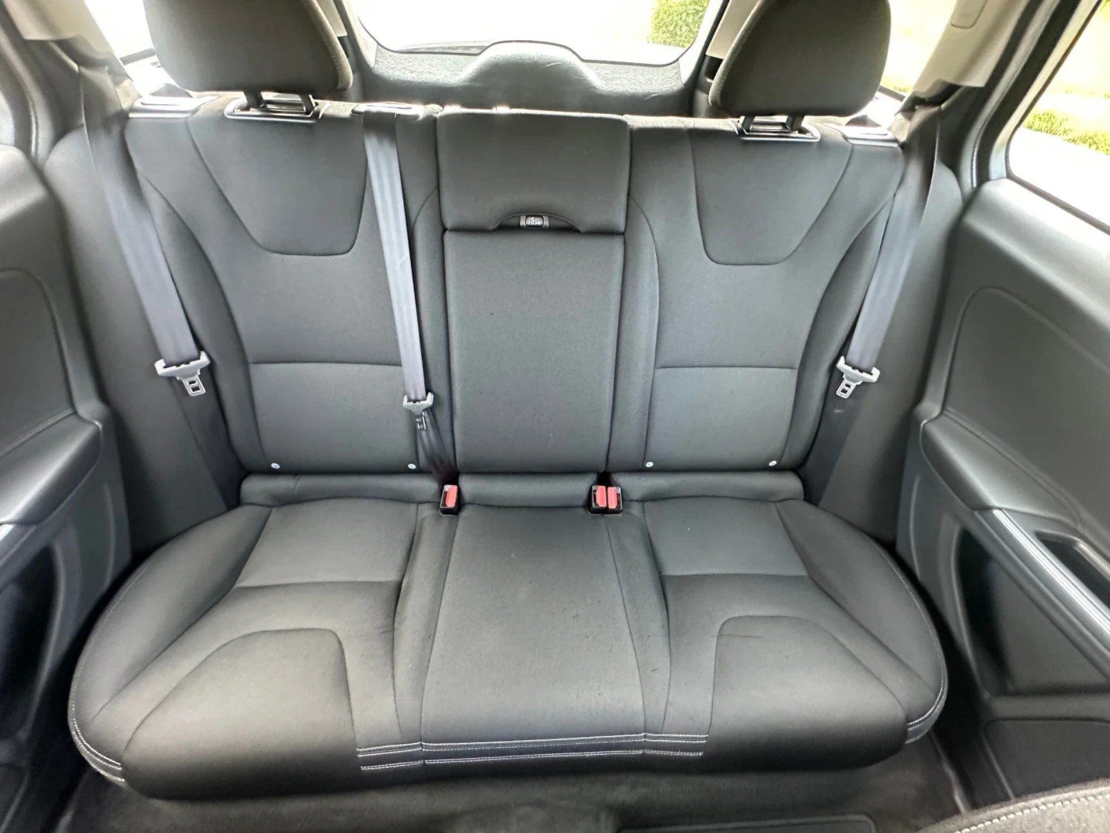 Volvo V60 2.0D* REALNI KM* 149k.c.*  - изображение 10