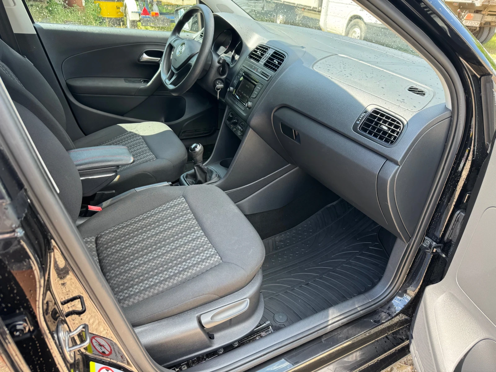 VW Polo 1.0 Клима Топ състояние - изображение 4