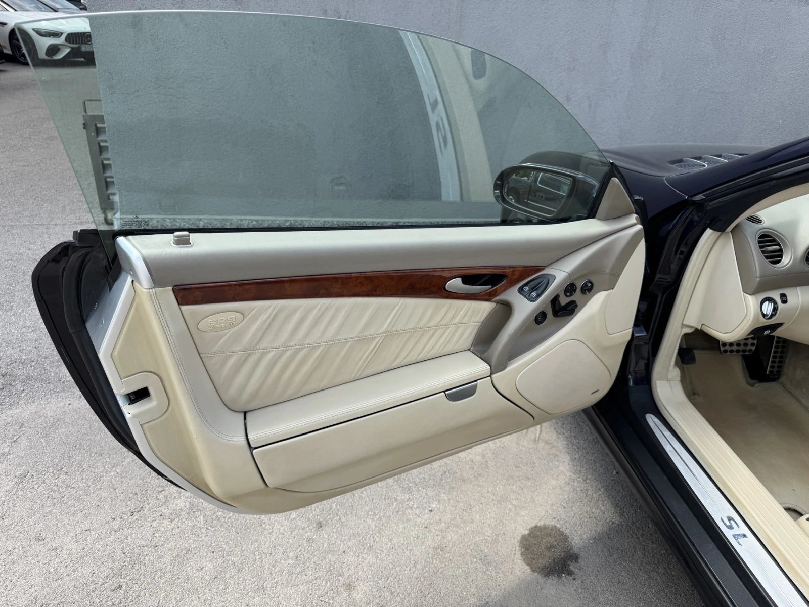Mercedes-Benz SL 600 V12 - изображение 8