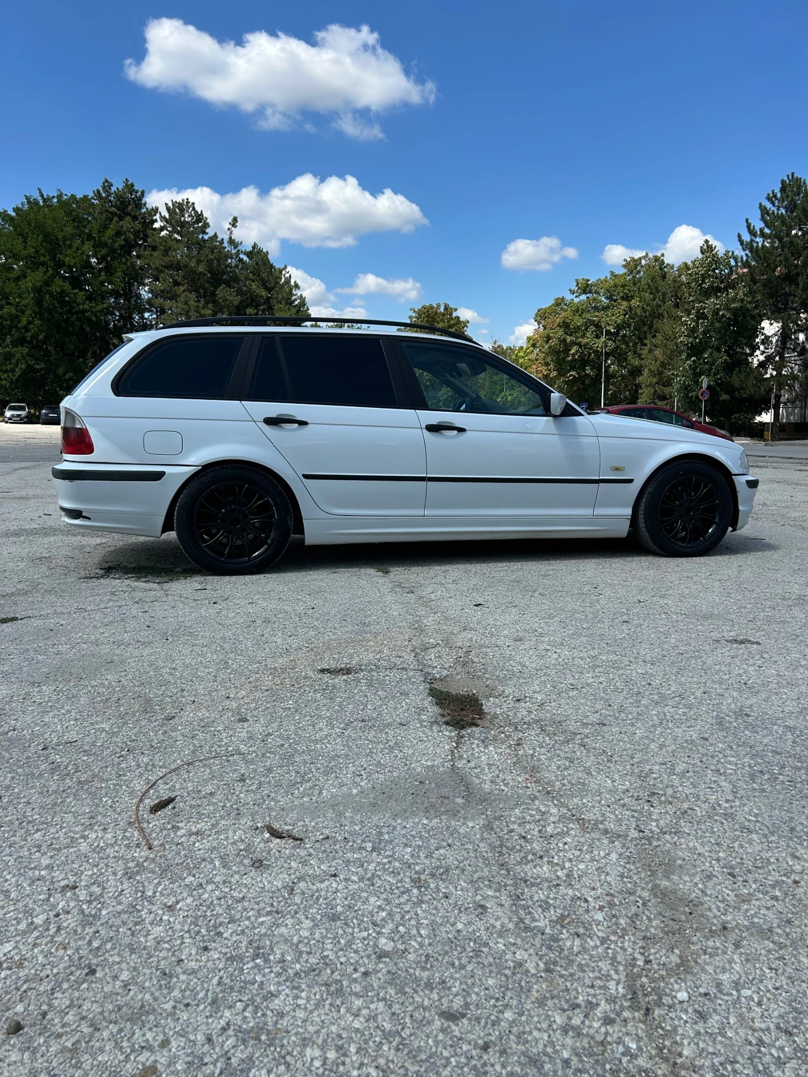 BMW 320 320d - изображение 4