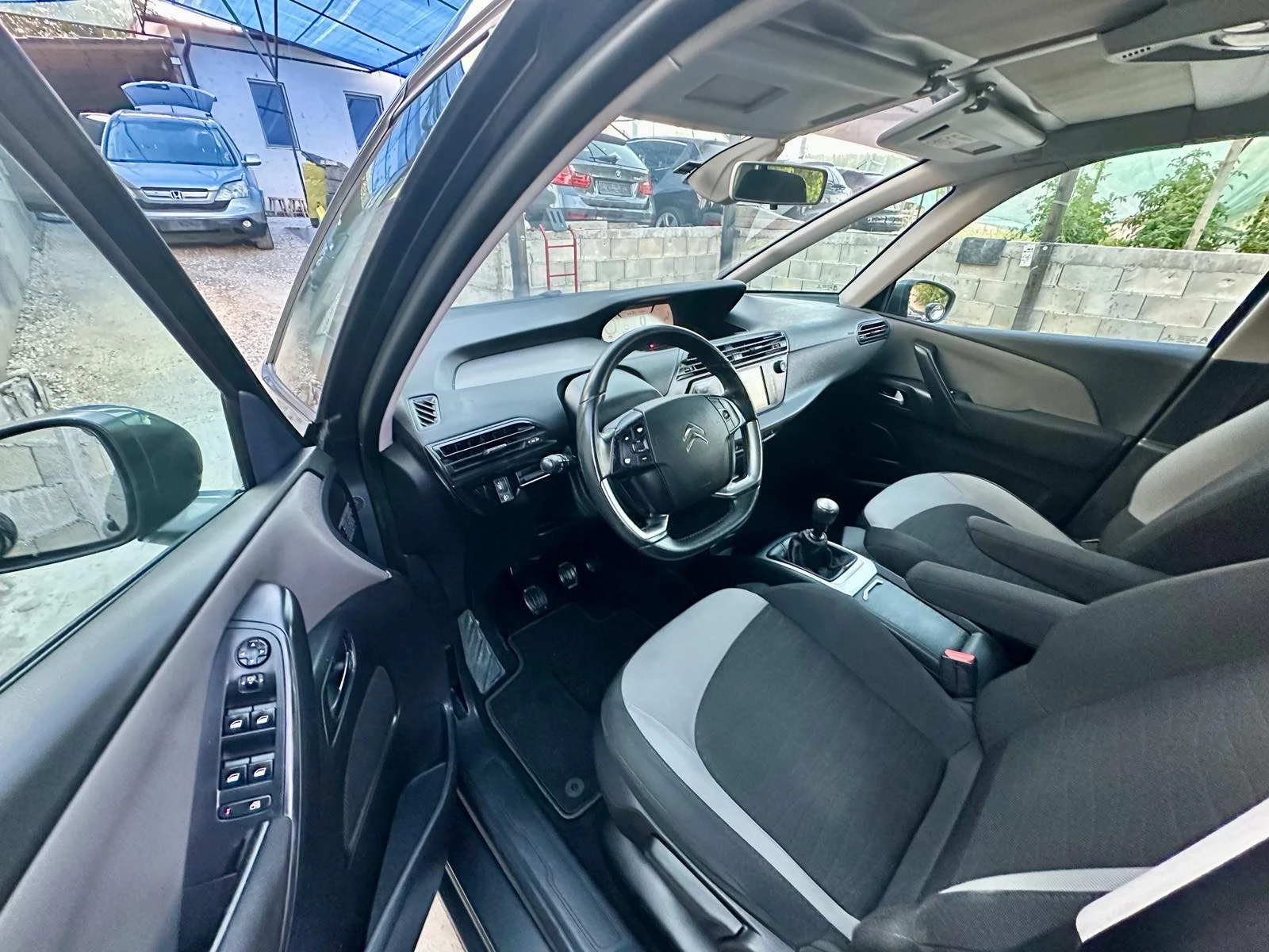 Citroen C4 Picasso 1.6 e-HDi  Лизинг - изображение 9