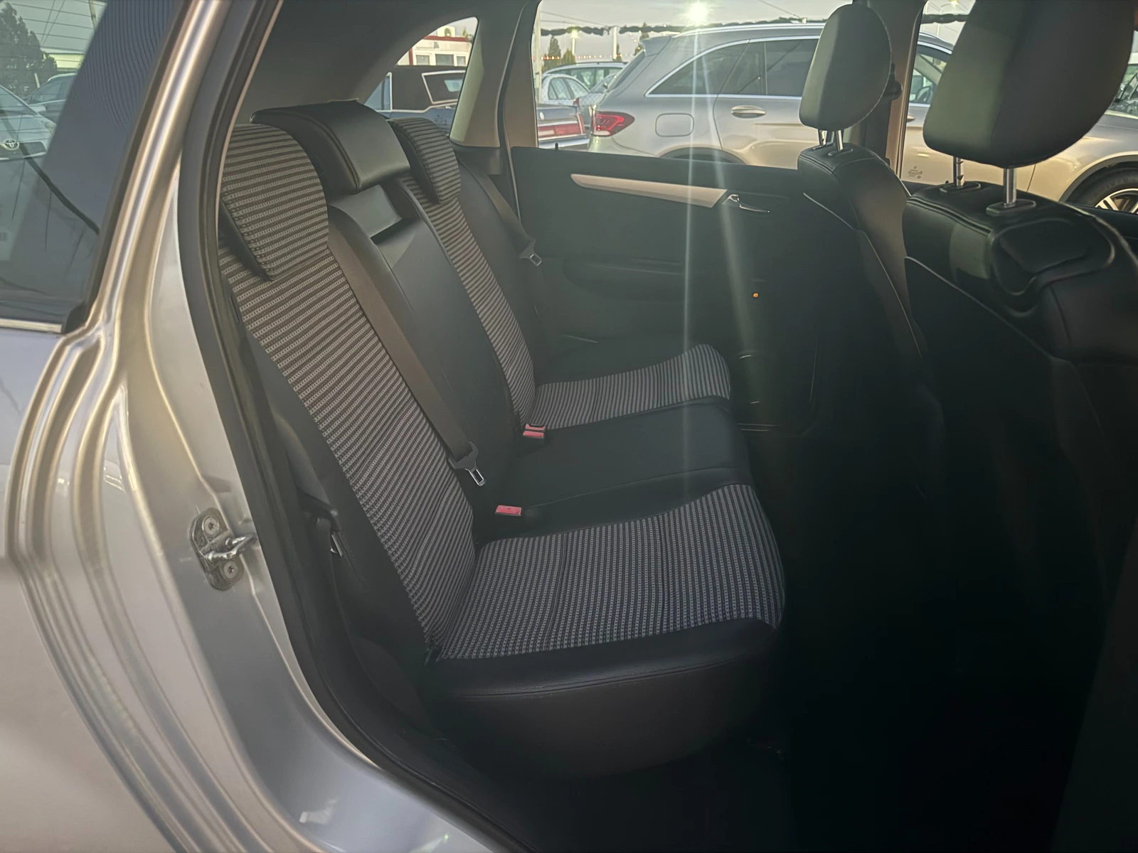 Mercedes-Benz B 200 CDI ������� ���������  | Mobile.bg � ����������� 9