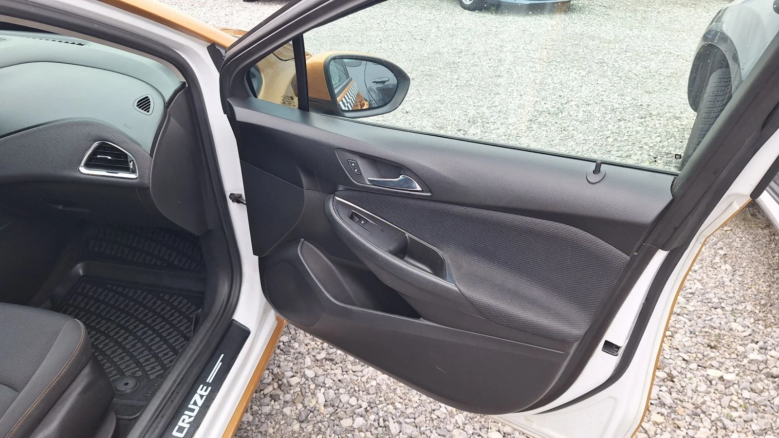 Chevrolet Cruze 1.4 TURBO  | Mobile.bg � ����������� 13