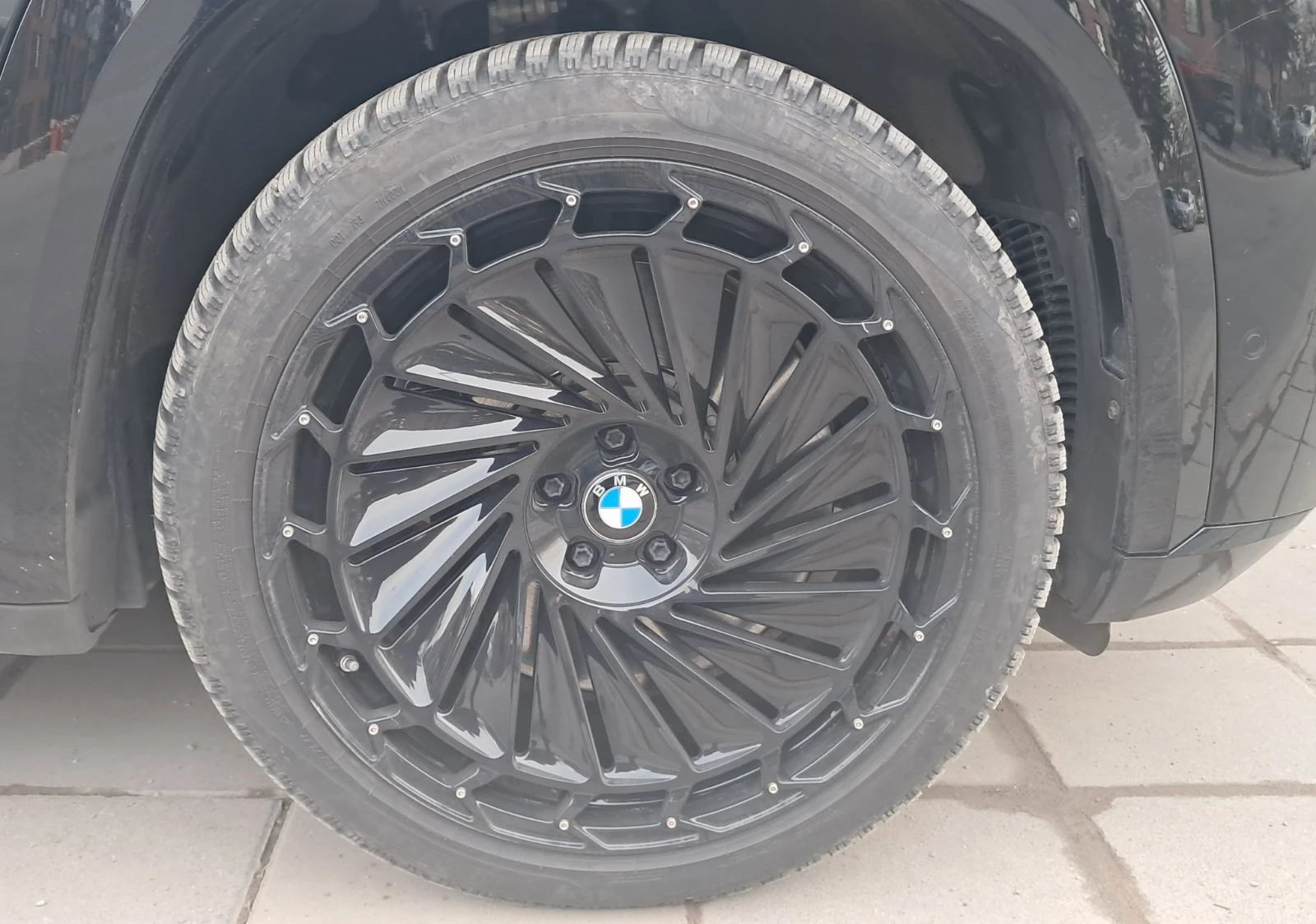 BMW XM Label = MGT Select 2 = Carbon, снимка 7 - Автомобили и джипове - 53723177