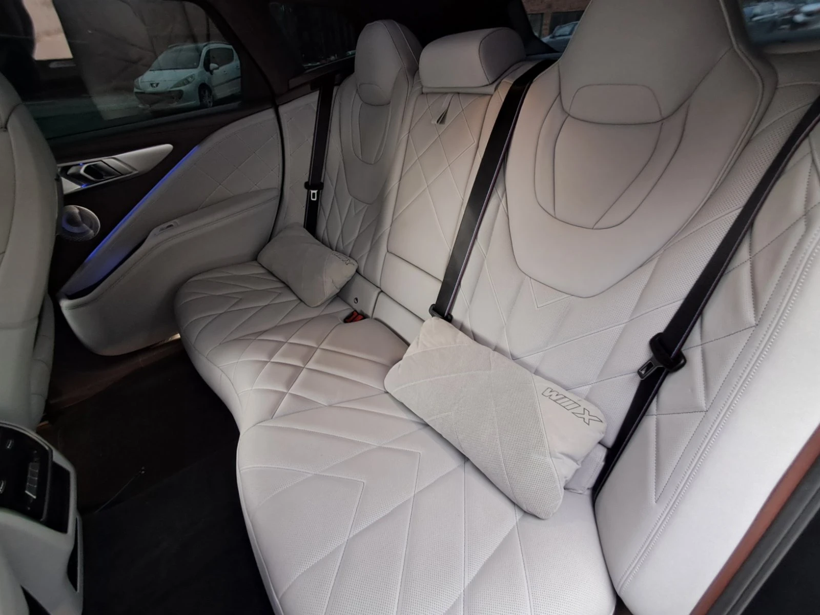 BMW XM Label = MGT Select 2 = Carbon, снимка 14 - Автомобили и джипове - 53723177