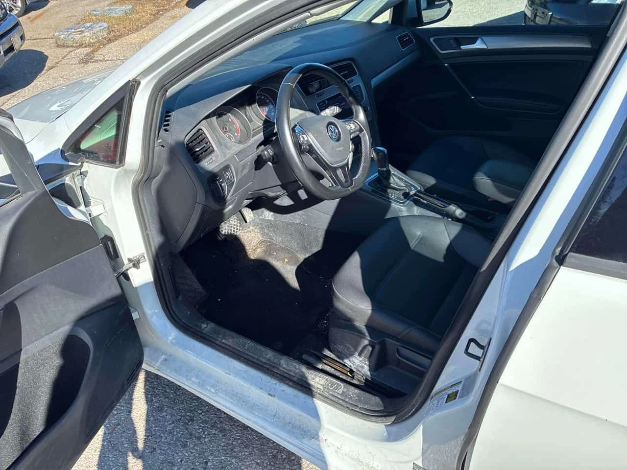 VW Golf * 5dr HB Auto 1.8 TSI * CARFAX * ЦЕНА ДО БГ, снимка 8 - Автомобили и джипове - 54001664